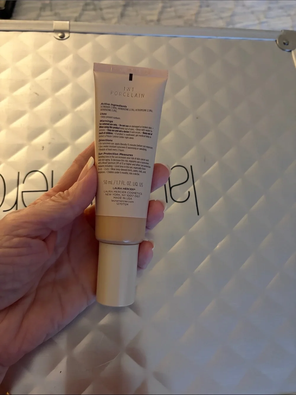 laura mercier Tinted Moisturizer Box in Beige